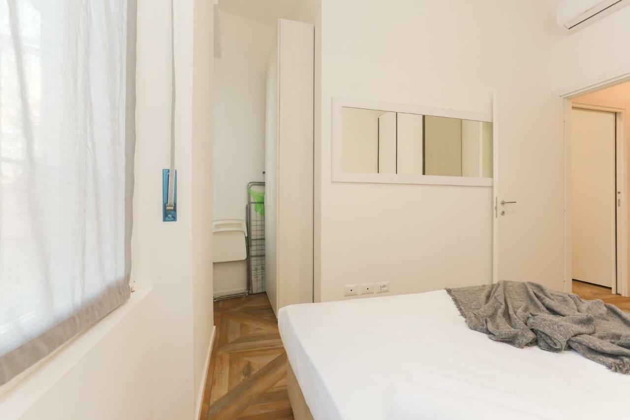 The Best Rent - Modern Apartment Near Bocconi University Milão Exterior foto